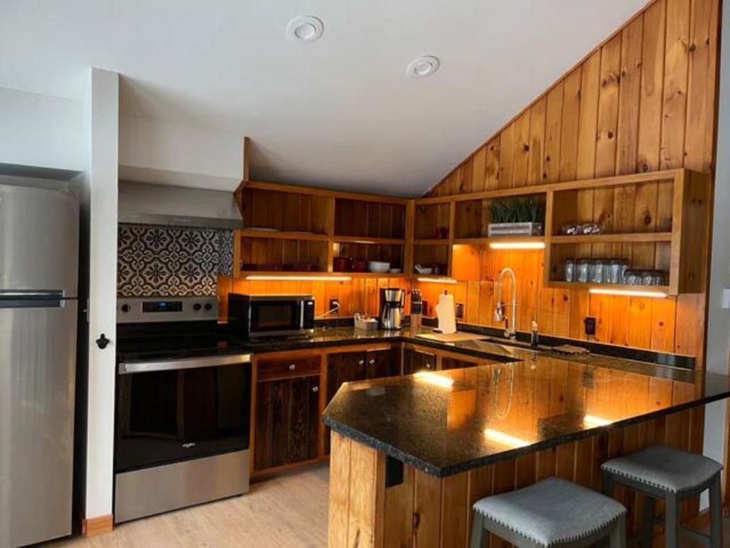 Apartamento Froggy Goggle Barn Marathon Exterior foto
